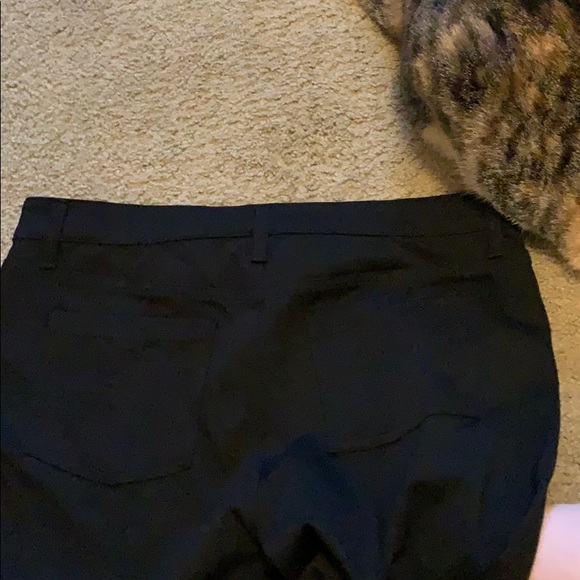 Black pants - Picture 3 of 4